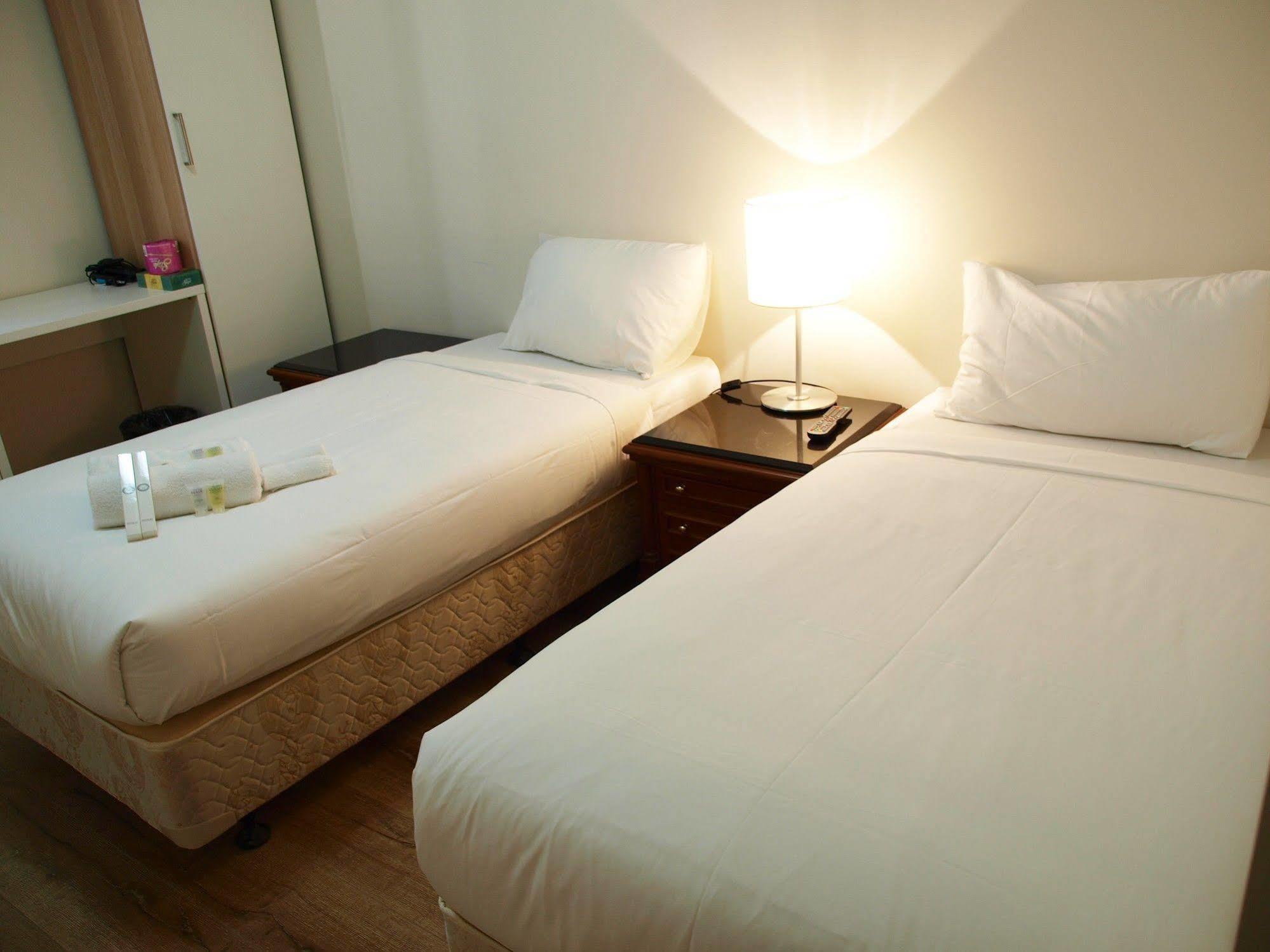 Shilla Lodge Burwood Extérieur photo